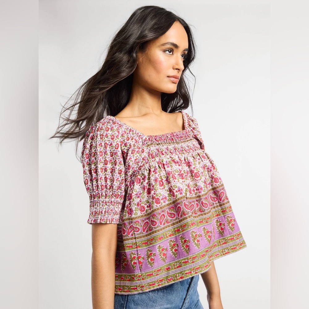 🏷️ NWT Mille CARO TOP IN HEIRLOOM. Size Medium.